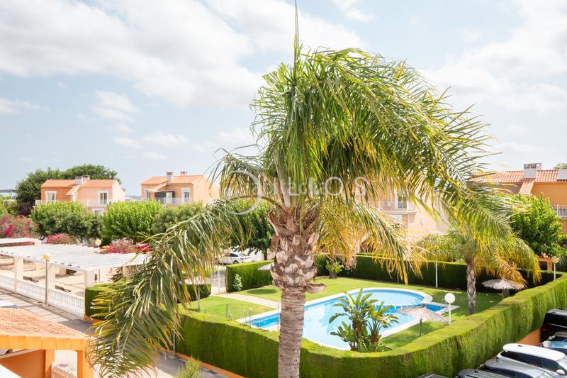 Foto d51cb92e-f0f7-49ec-9a4f-c7d834f46835. Maison jumelée avec cheminée chauffage parking piscine dans Bétera