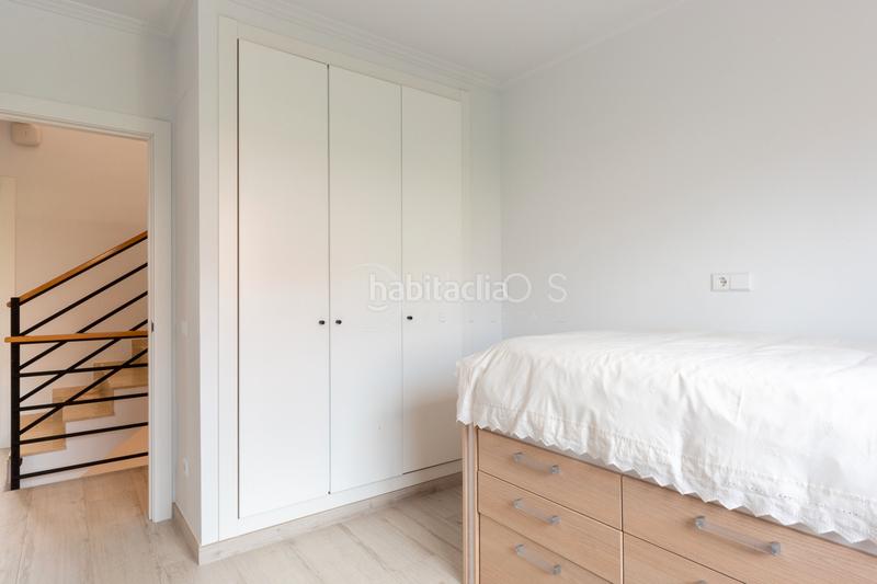 Foto 591bcf91-cdb8-449b-a0fc-a6fad42311b9. Towny house with fireplace heating parking pool in Bétera