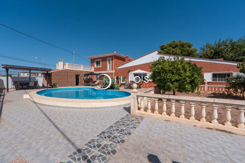 Foto e60ed58d-8930-418c-ba10-b7ca5ae6807f. Chalet magnífico chalet independiente en La Loma-Las Lomas Náquera