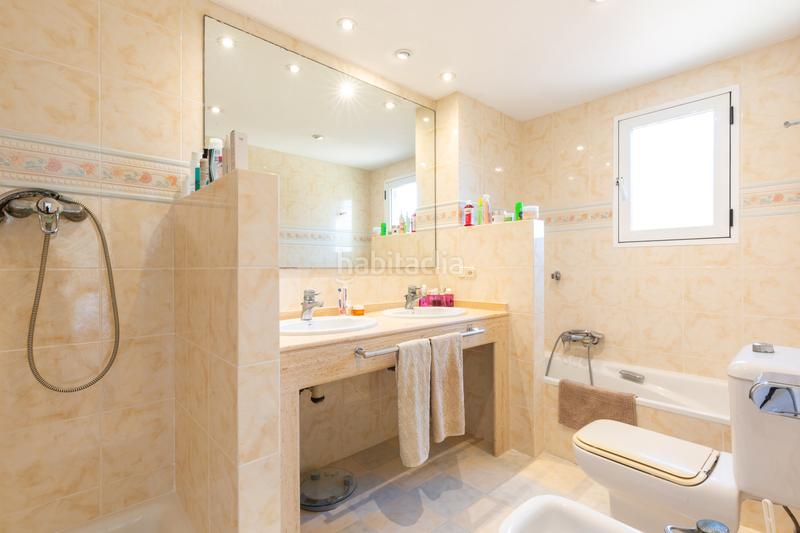 Foto eedaa5a8-6f5e-4df4-a2e9-6a897d7938e3. Casa con camino riscaldamento parcheggio in Casas Verdes - Ermita Godella