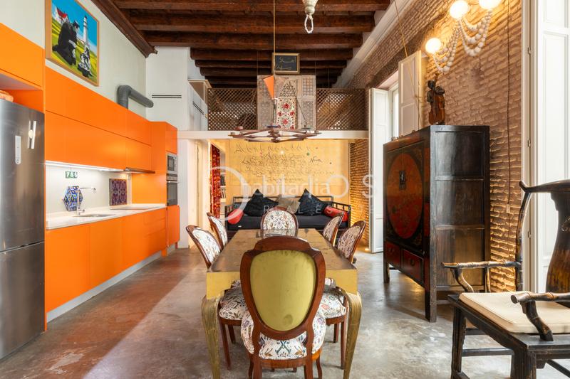 Foto 2e3853ae-c134-4d23-843b-e215a15c4bb6. Flat with fireplace heating in La Seu Valencia