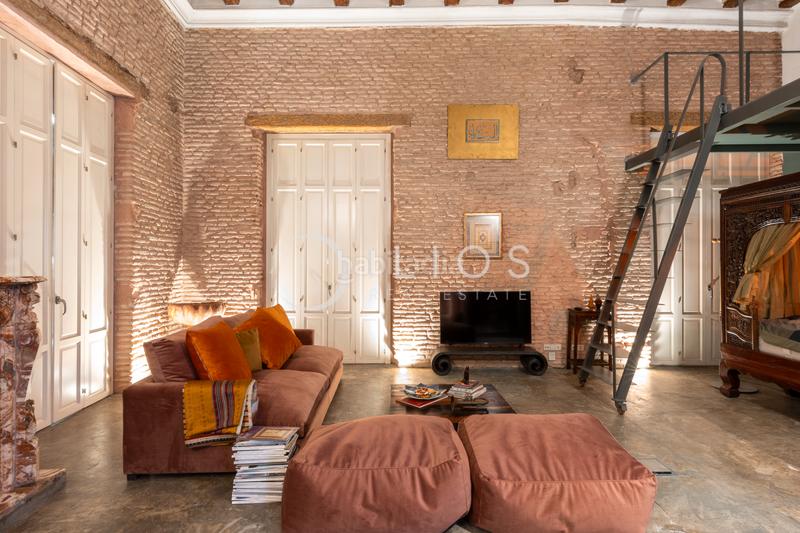 Foto 43ad6f73-5379-486d-b906-21b0322eb20f. Flat with fireplace heating in La Seu Valencia