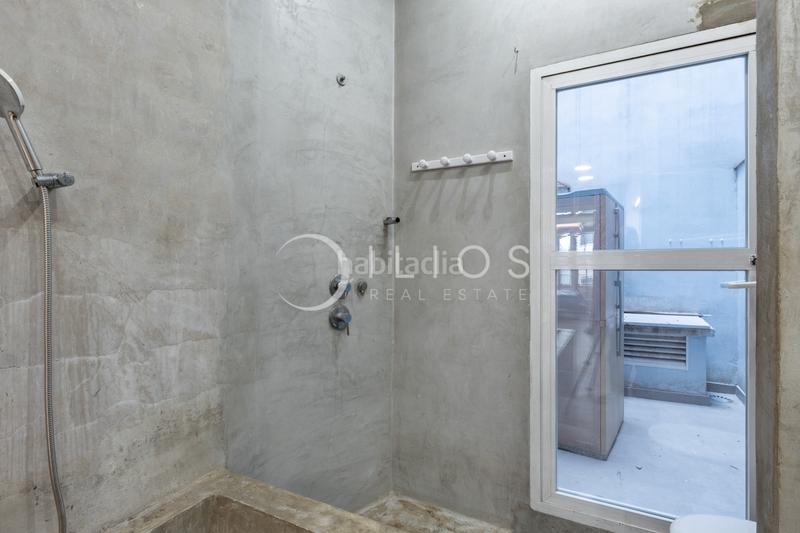 Foto e154ca88-695b-46ef-b188-ff652982bd2d. Flat with fireplace heating in La Seu Valencia