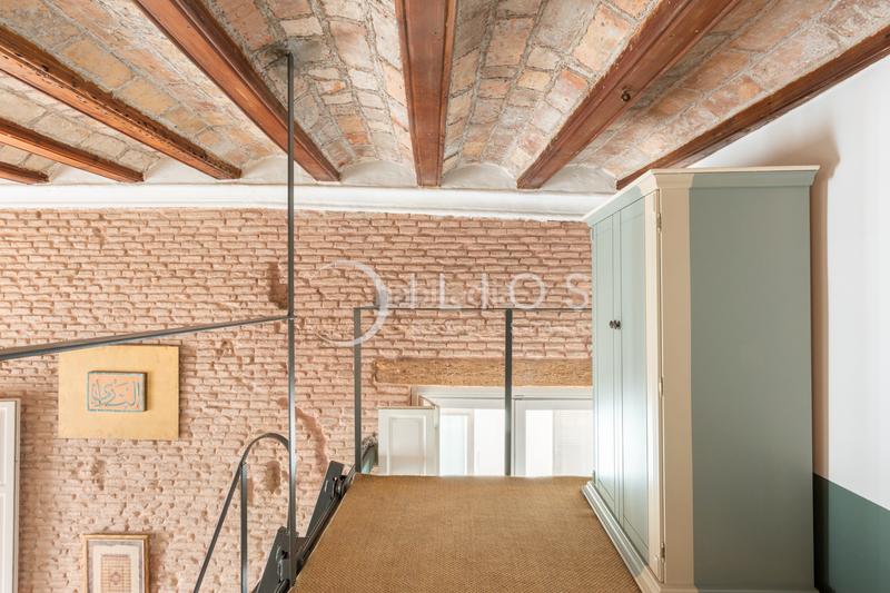 Foto f404e845-1cb5-47e5-a159-a71e53cc2706. Flat with fireplace heating in La Seu Valencia