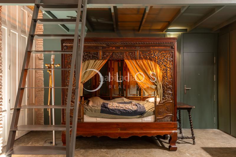 Foto 34e5b10e-7e0d-4ae8-906e-cce8f68b9fb6. Pis amb xemeneia calefacció a La Seu Valencia