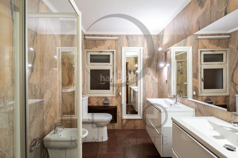 Foto 0b84a11e-2243-4e11-a0f1-962ee0c2369b. Miete etagenwohnung mit heizung in Gran Via Valencia