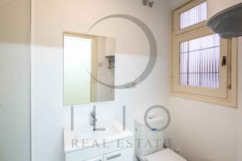 Foto 2652d918-8650-4f18-8f88-a4e947df0f12. Miete etagenwohnung mit heizung in Gran Via Valencia