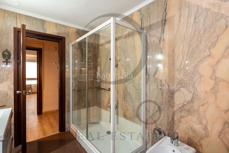 Foto 888550bb-d60b-409d-ad50-18b4305e2449. Rent flat with heating in Gran Via Valencia