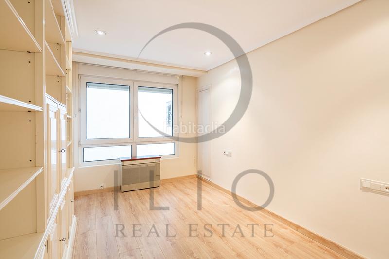 Foto c31bebae-3f61-4bae-8ab3-1cac29cab209. Rent flat with heating in Gran Via Valencia