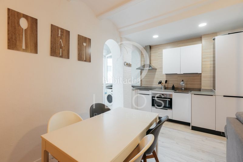 Foto c289fd1b-7d37-46a1-b26b-991663994537. Etagenwohnung in La Roqueta Valencia