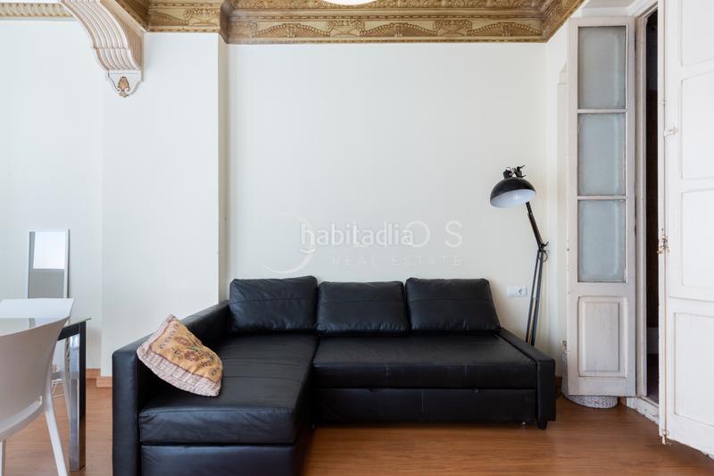 Foto b16fa29f-9423-4f49-8822-3e62f4eace96. Pis a Russafa Valencia