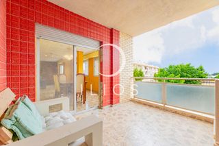 Etagenwohnung  Carrer de la baixada del riu