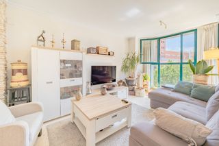 Appartement  Avinguda del doctor peset aleixandre. Espacio, comodidad y una excelente ubicación en valencia