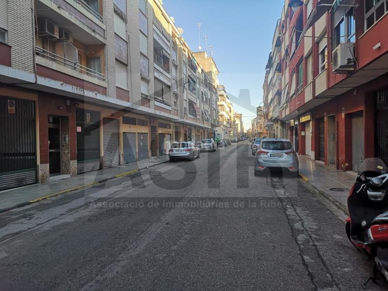 Foto ec88f4ba-76c2-4a6a-aeb3-31b4a074441a. Posto auto in Sants Patrons Alzira