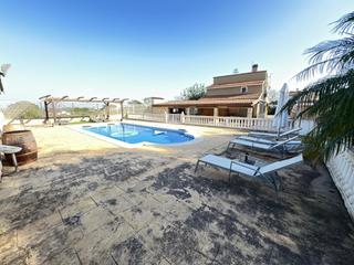 Chalet  N/a. Chalet  venta alzira
