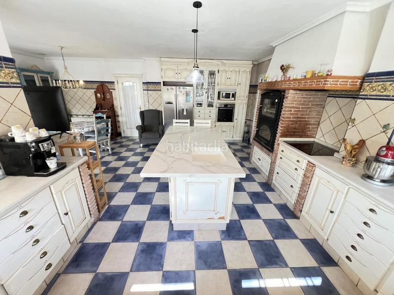 Foto b0941190-bb8d-4658-ba99-29ab0c6558ff. Xalet amb aparcament piscina a El Marenyet Cullera