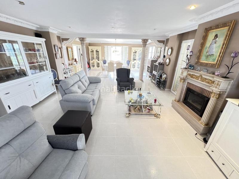 Foto b9d4a3c8-b4d2-4362-b129-55198a1ad462. Xalet amb aparcament piscina a El Marenyet Cullera