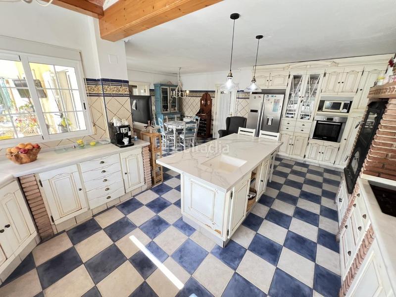 Foto bcf498ed-a187-48d8-a88f-85744b95937e. Xalet amb aparcament piscina a El Marenyet Cullera