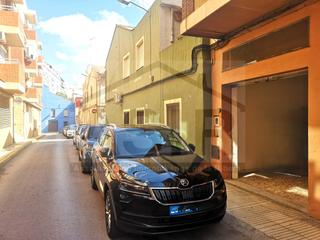 Aparcament cotxe  Calle guerriller romeu. Garaje guerriller romeu gran teatro alzira