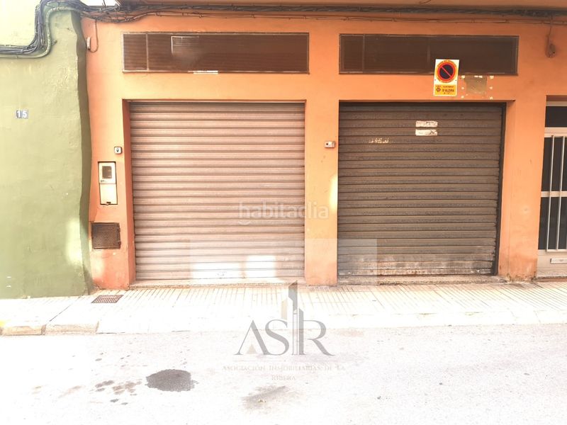 Foto 9de0c1c3-0db0-4e16-91aa-8b6c24ab6f04. Aparcament cotxe a Caputxins Alzira