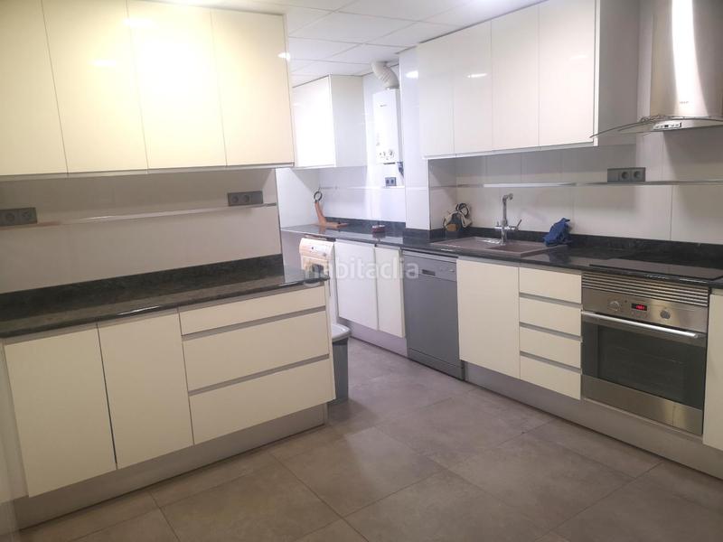 Foto a42647a2-8b54-44f5-bdf4-691fef7e2285. Pis a Pere Crespí Alzira