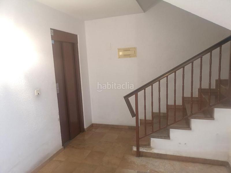 Foto f12c4945-a35d-453d-982c-180c3f0eefa9. Pis a Pere Crespí Alzira