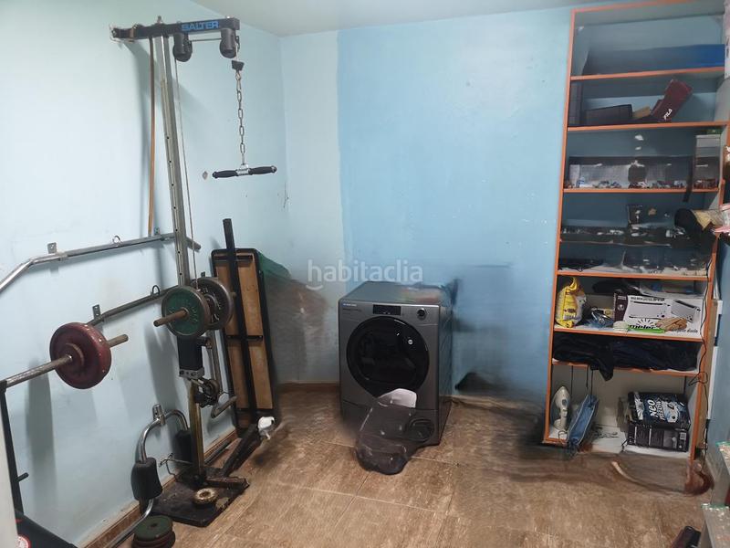 Foto 0f95885c-f212-4177-9b78-ed56f69caeb6. Casa adossada a dr. leopold serra 12 a Caputxins Alzira