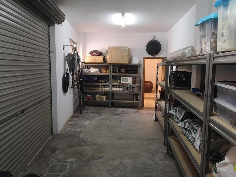 Foto 020bf684-e2c2-4258-8e59-3676be2296b2. Casa adossada a Sants Patrons Alzira