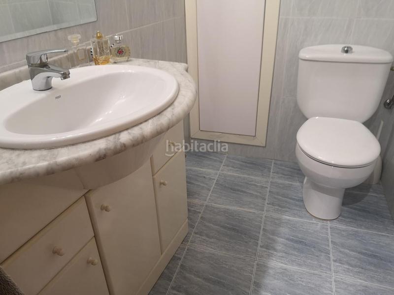 Foto 048edde8-7b75-4d76-ba1e-3bf31dc90709. Casa adossada a Sants Patrons Alzira