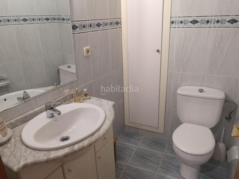 Foto 11111f0d-5106-4a77-a8da-8b705da1d8d2. Casa adossada a Sants Patrons Alzira