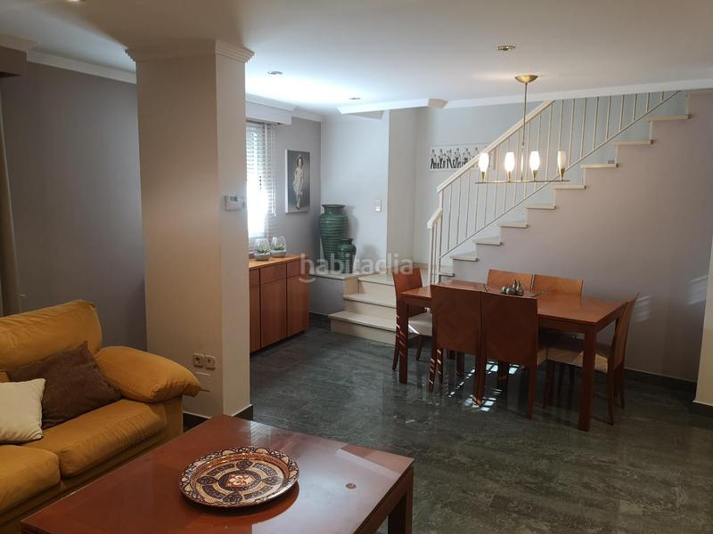 Foto 27c9bf22-8215-42cb-a4a4-abaa376a204e. Casa adossada a Sants Patrons Alzira