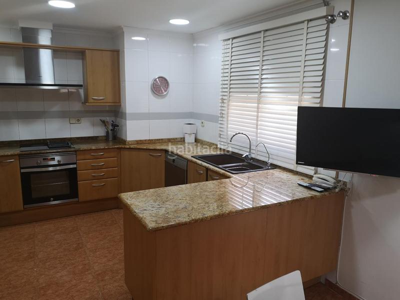 Foto 4e1fba82-a9ed-470e-8d1d-abbf6a9b3ba4. Casa adossada a Sants Patrons Alzira