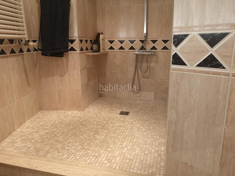 Foto 60a611b5-b59d-412e-8c82-e2c8e3f1583c. Casa adossada a Sants Patrons Alzira