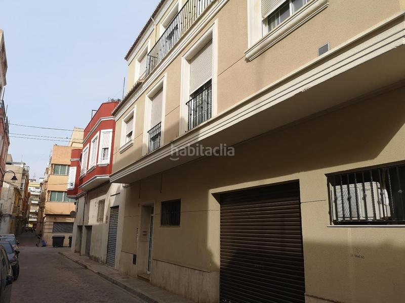 Foto 8cd37782-2efd-4227-8469-ea9861162f4e. Casa adossada a Sants Patrons Alzira