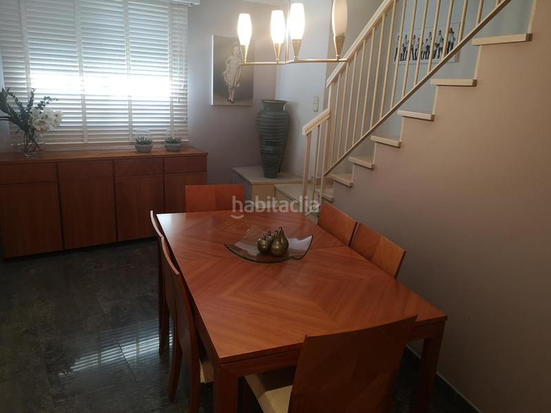 Foto 9c8b6258-c7d2-4f76-8b36-89d19a4ac2a5. Casa adossada a Sants Patrons Alzira