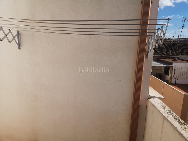 Foto bd7b4b75-619d-41e9-8ac8-a81d7c4ec2b9. Casa adossada a Sants Patrons Alzira