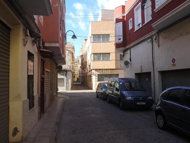 Foto d43d636e-2ab7-4b12-903b-85150af982f5. Casa adossada a Sants Patrons Alzira