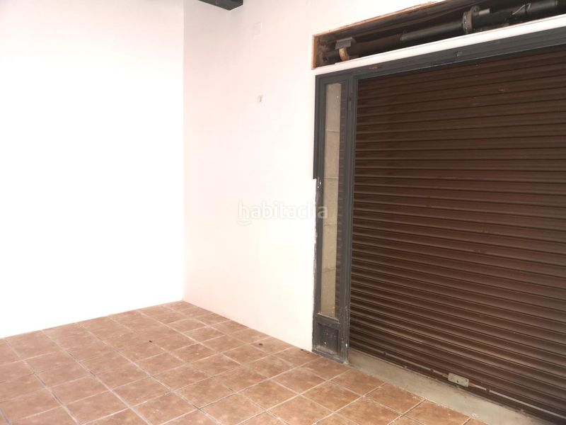 Foto 0122dca5-b478-4f5c-a773-dc5152c0143a. Aparcament cotxe a Sants Patrons Alzira