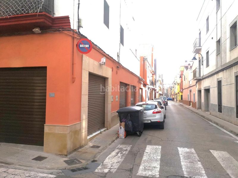 Foto e1e5bb00-0423-4498-b8f2-befc9fc608ad. Aparcament cotxe a Sants Patrons Alzira