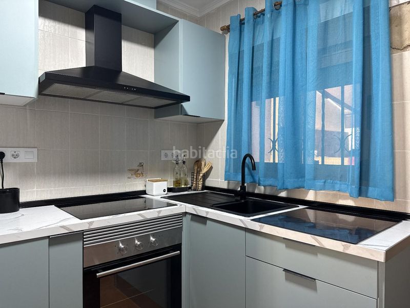 Foto 6fa7fdff-42e0-44b4-803c-531cf85506ed. Casa adossada amb piscina a Urbanitzacions i Pedanies Sud Alzira