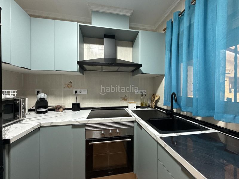 Foto 81240cf1-85ae-40d7-b7b8-ed8554b07d6c. Casa adossada amb piscina a Urbanitzacions i Pedanies Sud Alzira