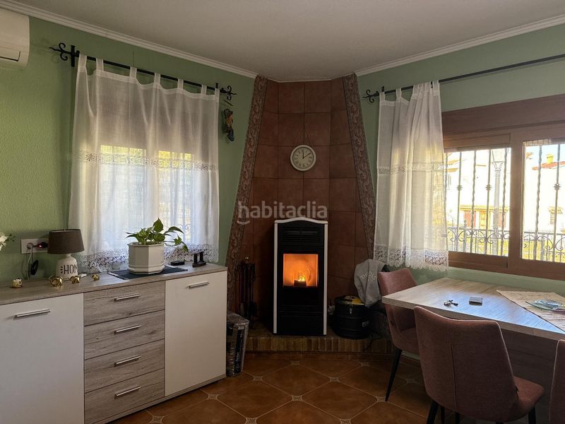 Foto c6d048ce-8cdf-4d8e-9bea-d23f7e0607fb. Casa adossada amb piscina a Urbanitzacions i Pedanies Sud Alzira