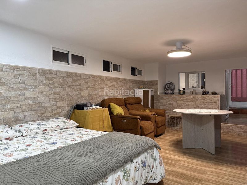 Foto ebc4f1fc-87ac-4cef-a1bb-f57c2a62388b. Casa adossada amb piscina a Urbanitzacions i Pedanies Sud Alzira