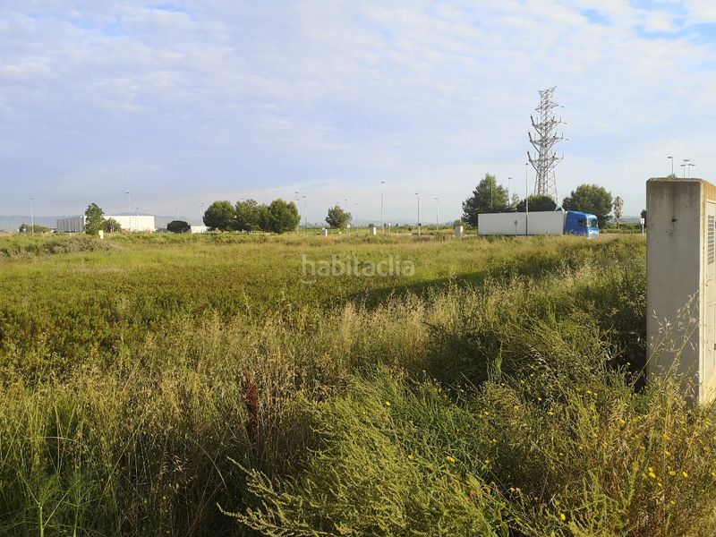 Foto ddbd1a54-c667-44c0-9a23-8723286abaa5. Area edificabile industriale in calle velluters 19 in Alzira