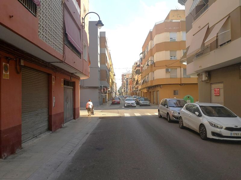 Foto 9a57c9c3-9a7e-4ab7-9a5a-fe17552272ec. Posto auto in salvador perles 56 in Pere Crespí Alzira