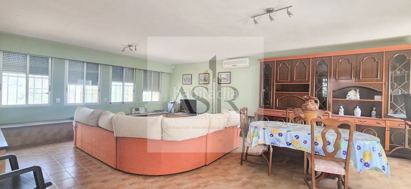 Foto 3141b855-b226-4779-b2ad-f855f7dea0fe. Casa amb piscina a Alginet