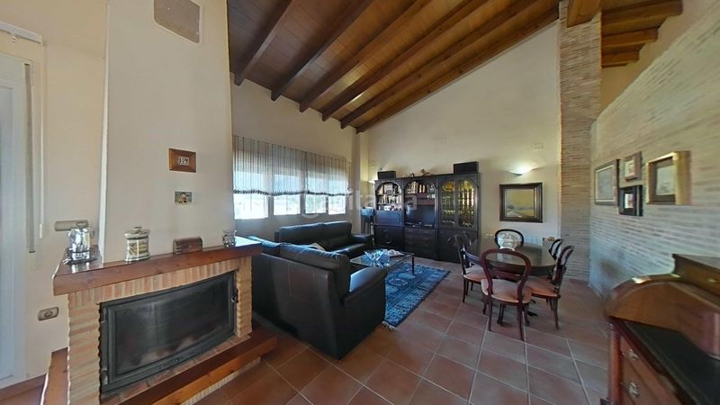 Foto b44f46aa-e1aa-4602-8b4f-7fa6431c4da4. Casa amb piscina a Urbanitzacions i Pedanies Sud Alzira