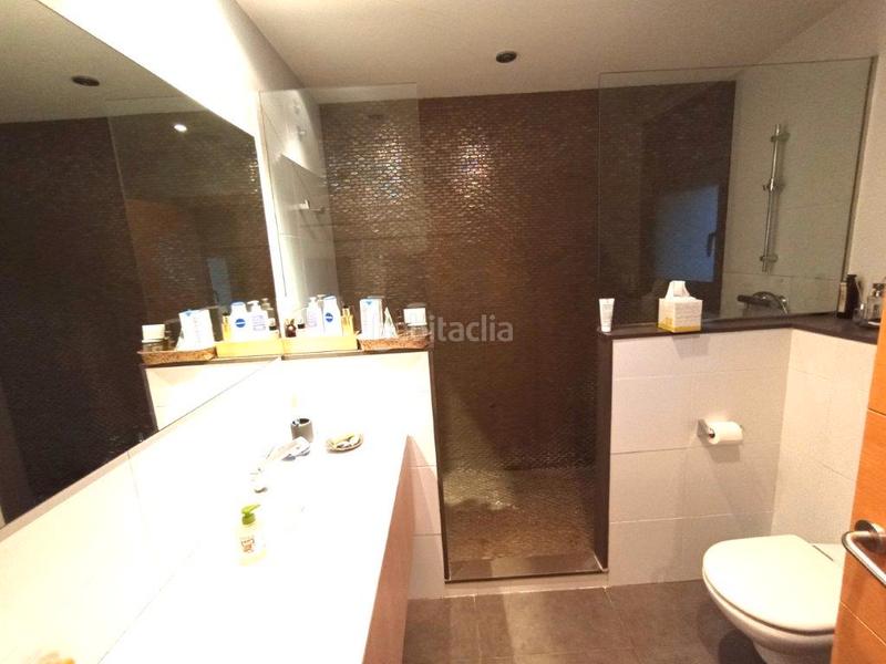 Foto 86ec369a-eb03-4ad6-8751-c010201d20e1. Casa  en La Vila, como nueva, con jardin y en planta baja!!! en Llançà