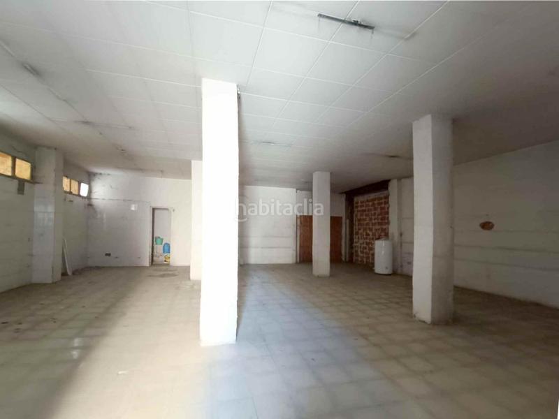 Foto ff2c4fe5-6f62-4076-bedd-8739d7f47679. Local comercial a Instituts-Universitat Lleida