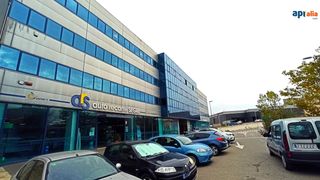 Office space in De lloren� agust� claveria 105